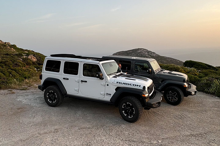 Jeep Wrangler Rubicon 4xe Plug-in Hybrid One-Touch Sky Power 2025